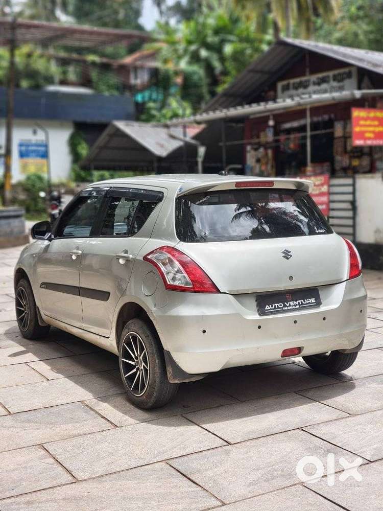 Maruti Suzuki Swift 1.2 Vxi (o), 2017, Petrol