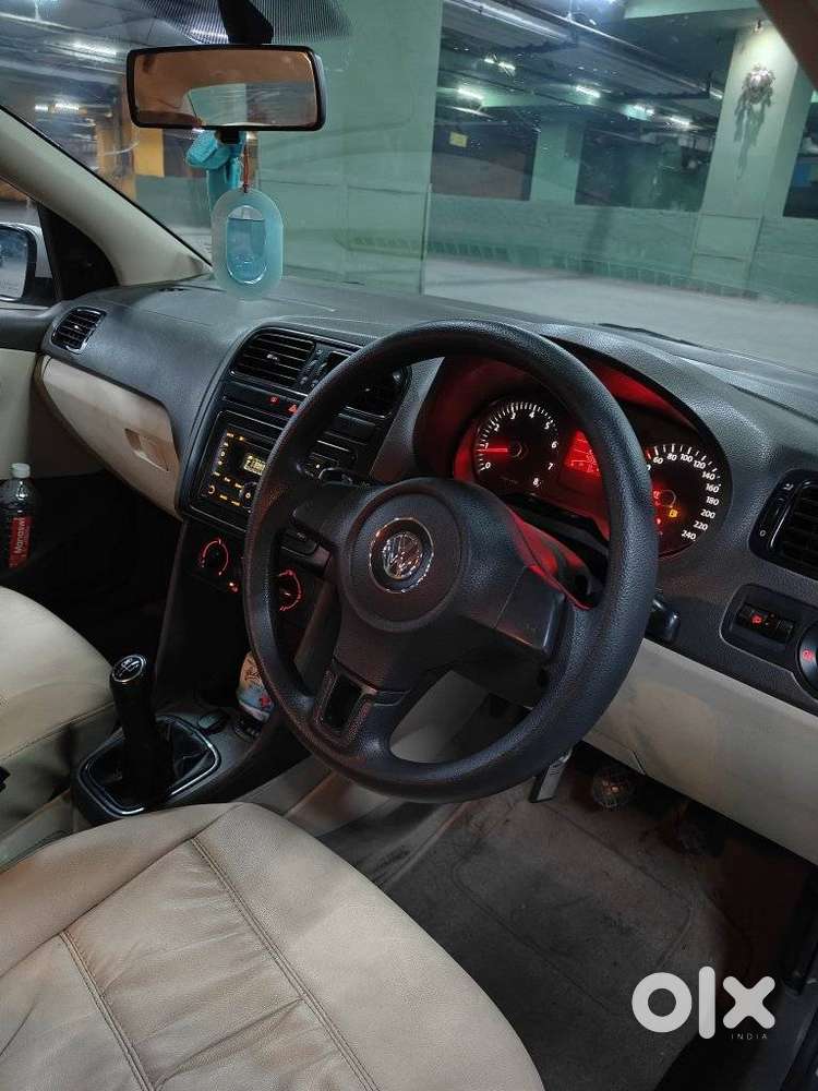 Volkswagen Vento, 2011, Petrol