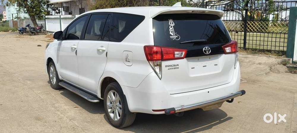 Toyota Innova Crysta