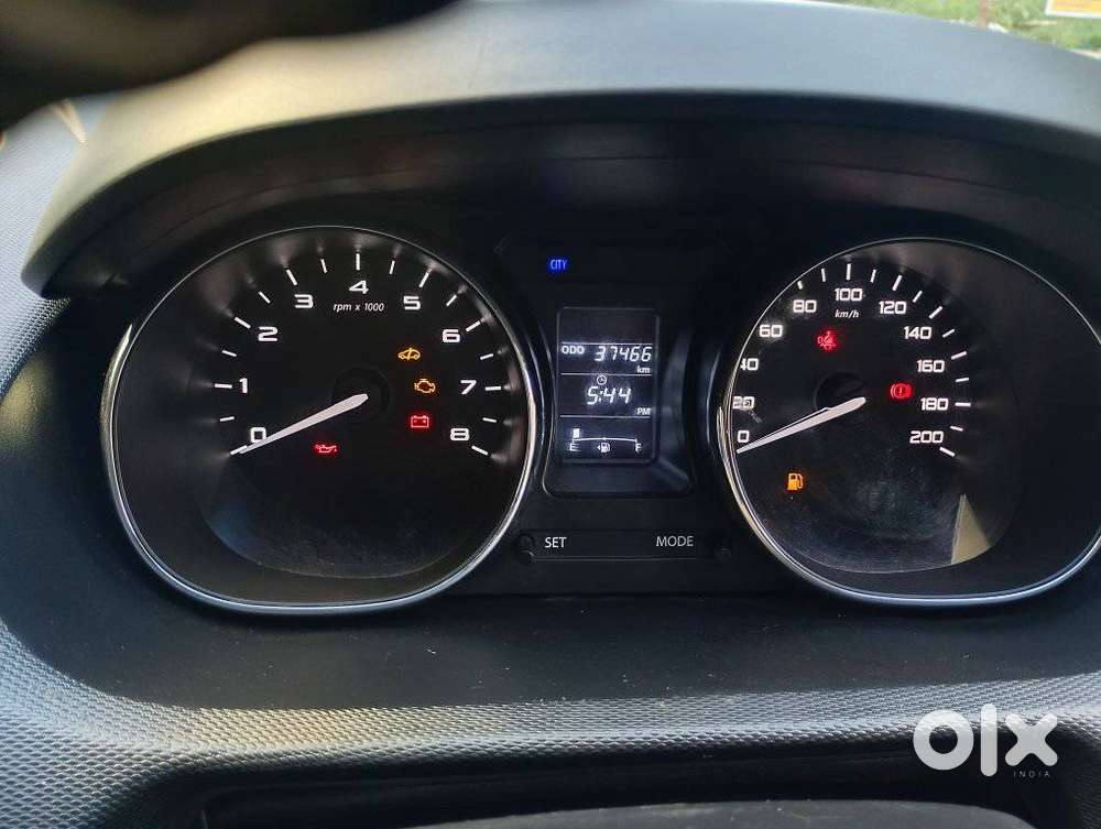 Tata Tiago Xz, 2019, Petrol