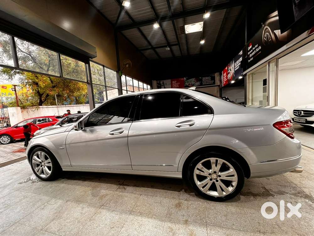 Mercedes-benz Automatic Petrol 2010