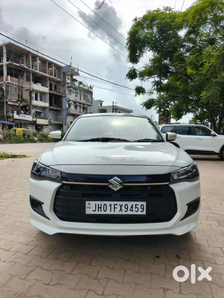 Maruti Suzuki Dzire 1.2 Vxi Amt, 2025, Petrol