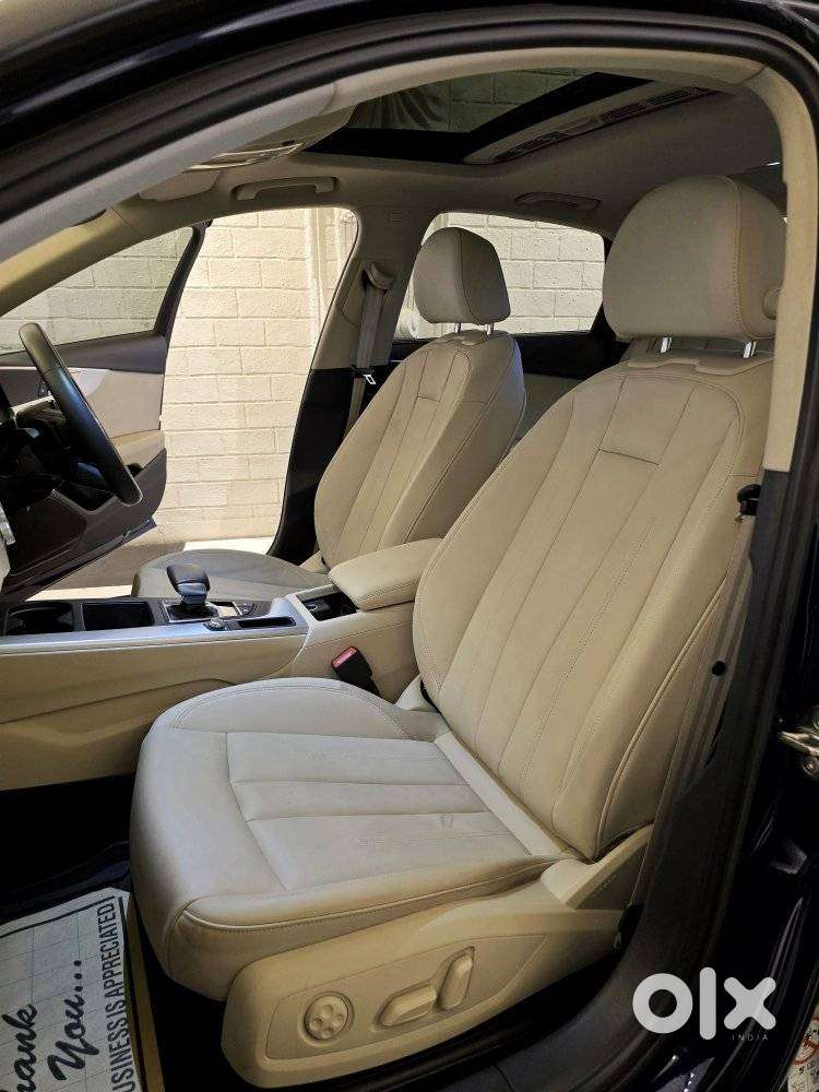 Audi A4, 2023, Petrol