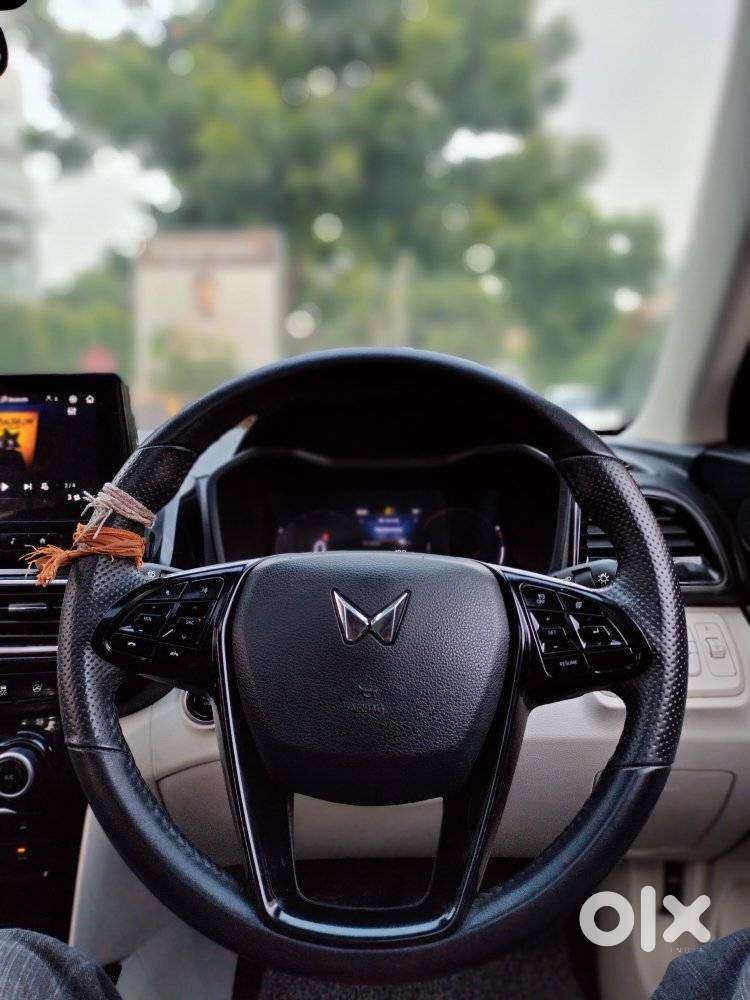 Mahindra Xuv 3xo Ax5 Ds Mt, 2024, Diesel