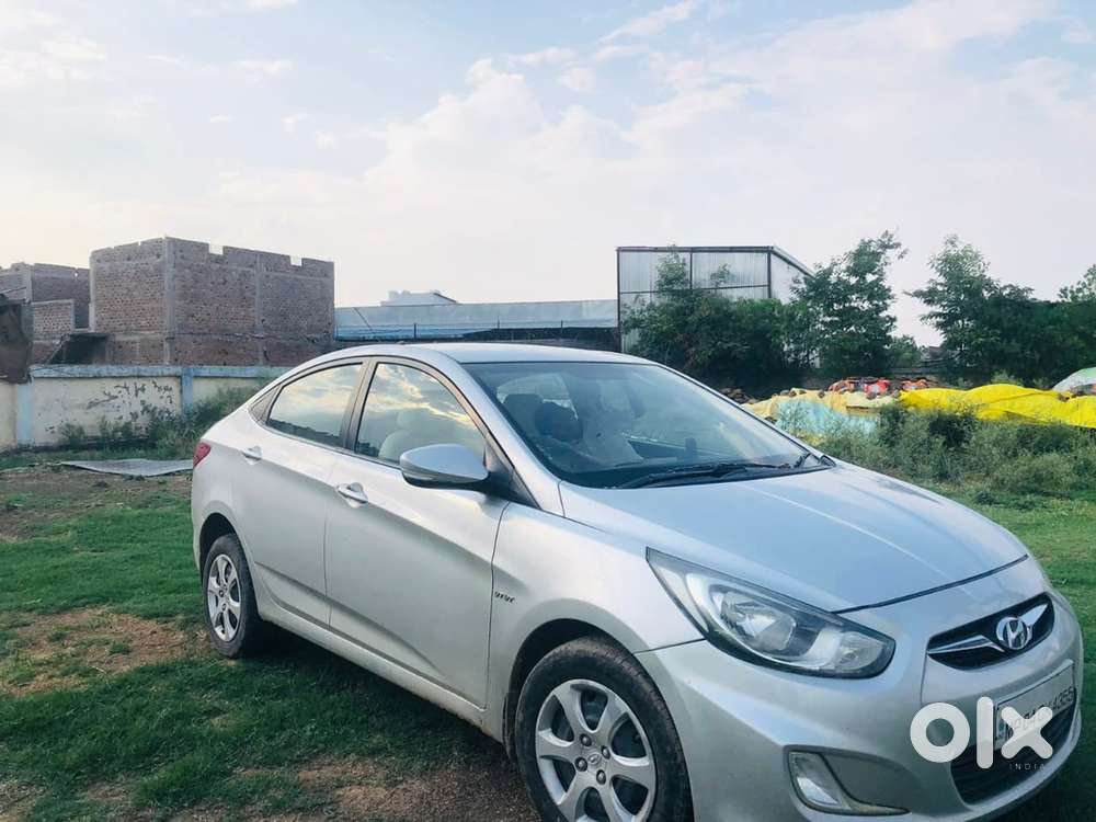 Hyundai Verna Petrol 2013