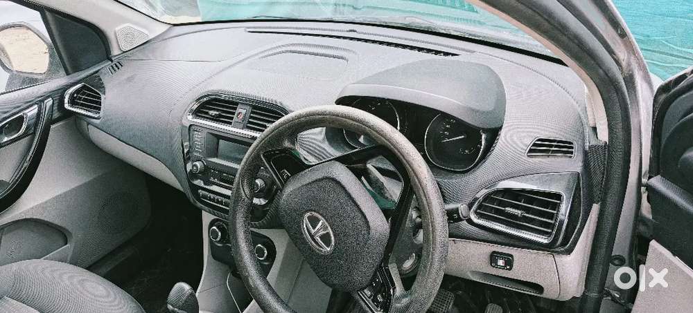 Tata Tiago Revotron 2018