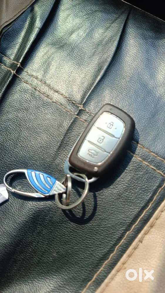 Singal Handed First Owner Car