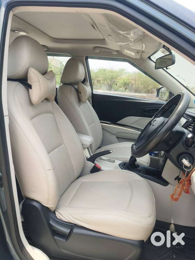 Mahindra Xuv300 W6, 2022, Petrol