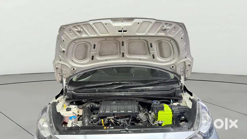 Hyundai Aura 1.2 Sx Cng, 2023, Cng & Hybrids