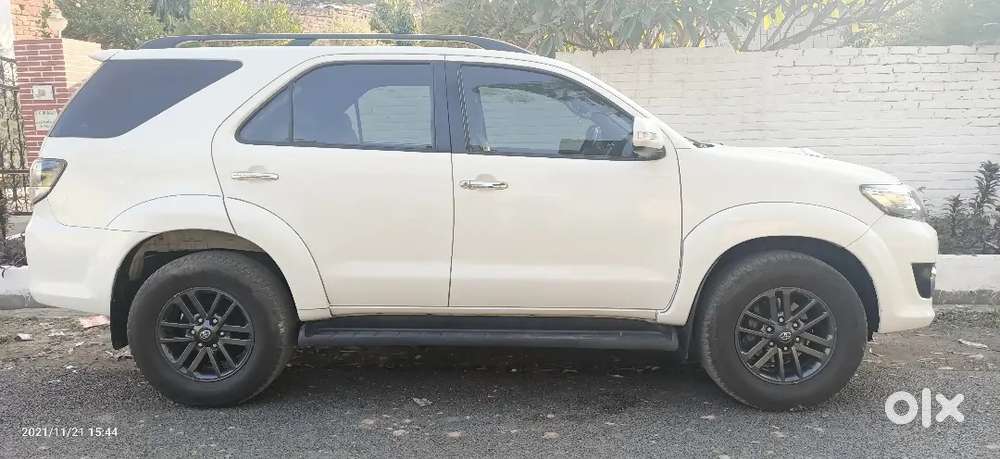 Toyota Fortuner 2016