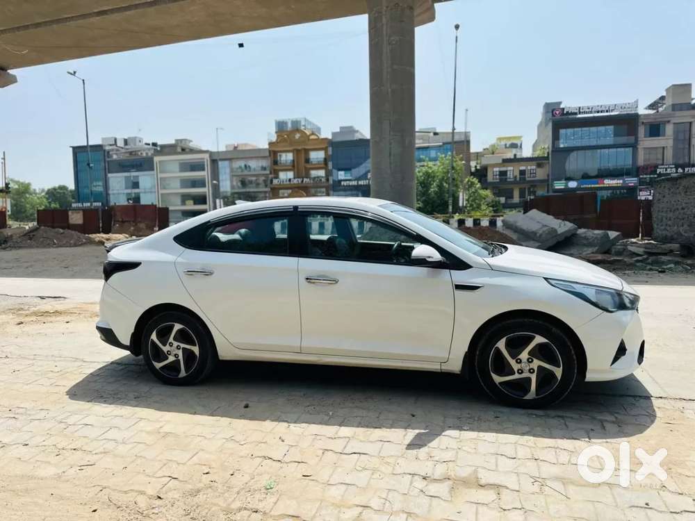 Hyundai Verna 1.5 S Plus Petrol Mt, 2022, Petrol