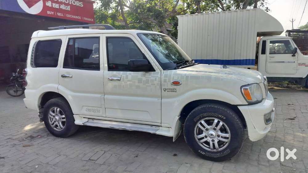 Mahindra Scorpio 2009-2014 Vlx 2wd Abs At Bsiii, 2013, Diesel