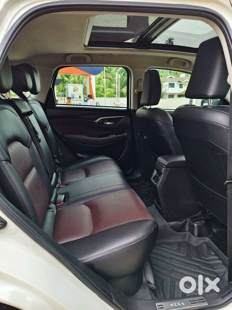 Maruti Suzuki Grand Vitara 1.5 Alpha Smart Hybrid, 2022, Petrol