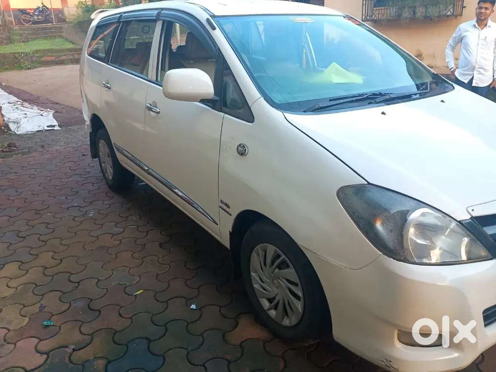 Toyota Innova 2010 Diesel 200000 Km Driven
