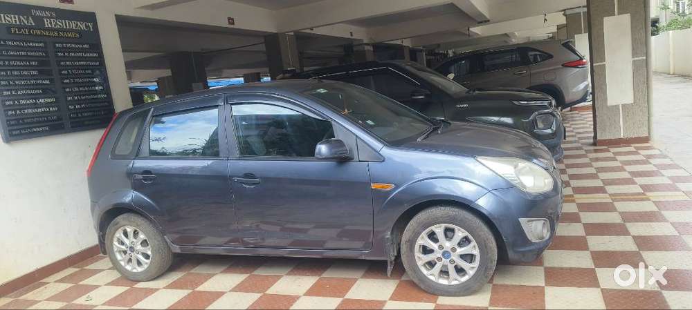 Ford Figo Titanium Blu 2014 Diesel
