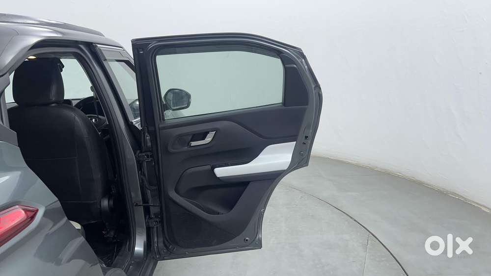 Tata Punch Creative, 2023, Petrol