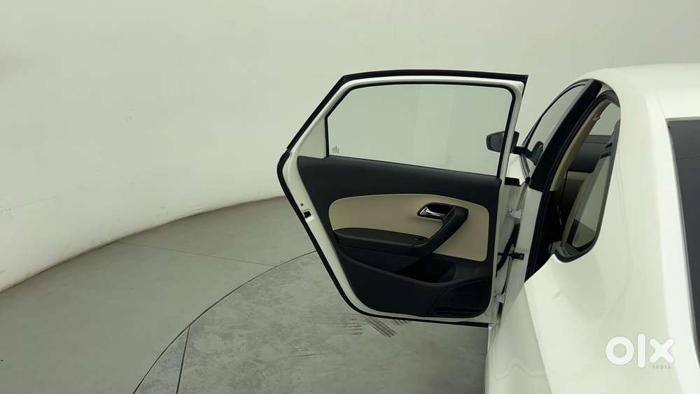 Skoda Rapid 1.6 Mpi At Style, 2017, Petrol