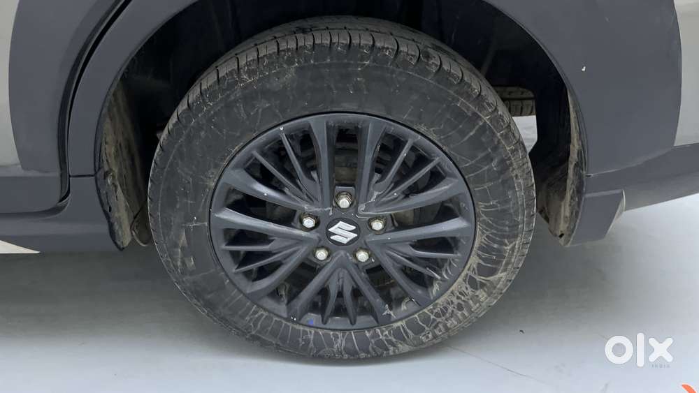 Maruti Suzuki Xl6 1.5 Zeta At, 2021, Petrol