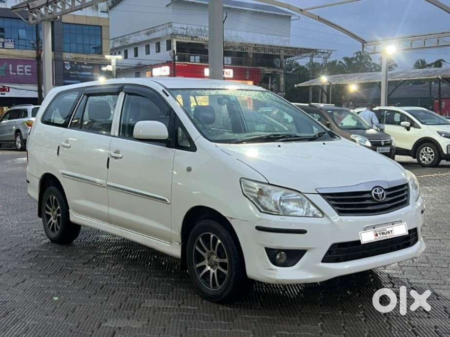Toyota Innova 2.5 G (diesel) 7 Seater, 2012, Diesel