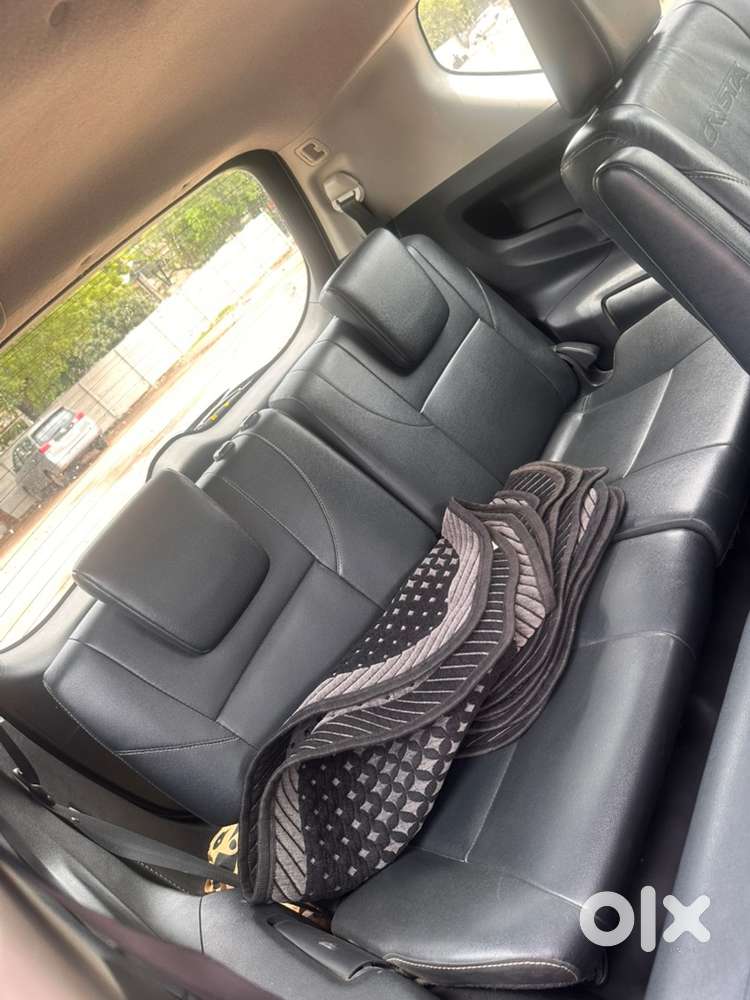 Toyota Innova Crysta 2019