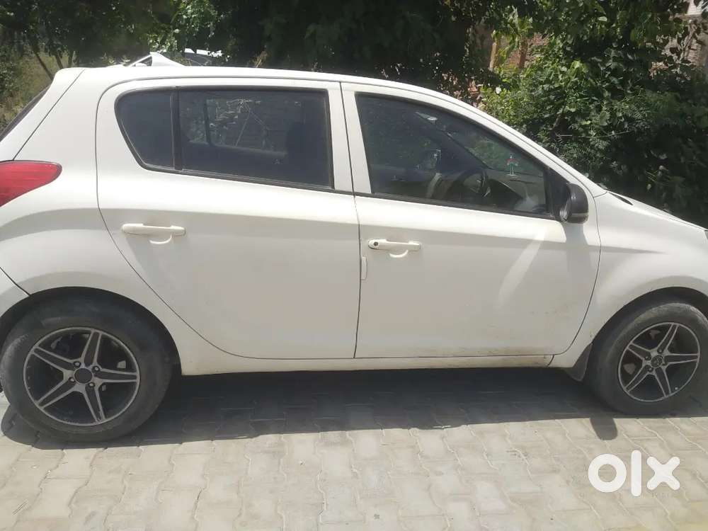 Hyundai New I20 2011 Diesel Manual