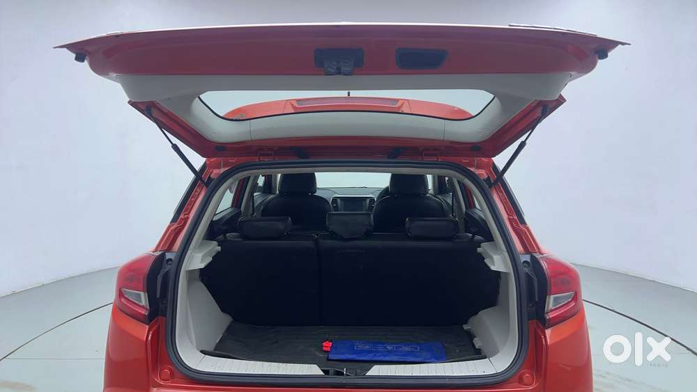 Mahindra Xuv300 W6, 2019, Petrol