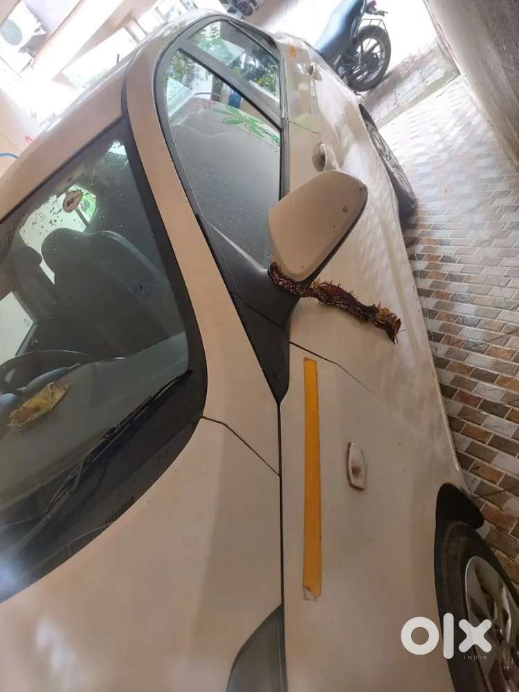 Hyundai Xcent 2017 Diesel 200000 Km Driven