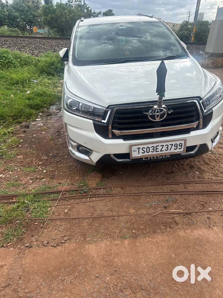 Toyota Innova Crysta 2021 Variant