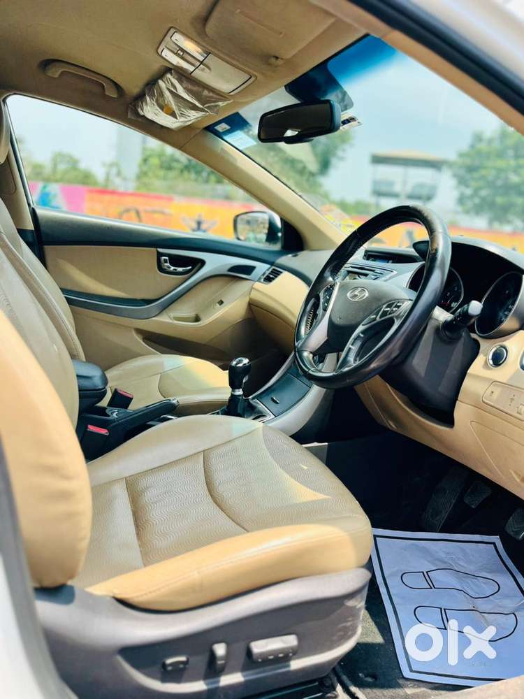 Hyundai Elantra 1.8 Sx Mt, 2014, Petrol