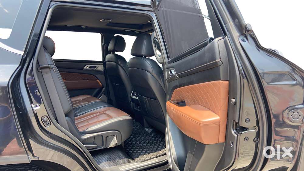 Mahindra Alturas G4 4x4 At, 2019, Diesel