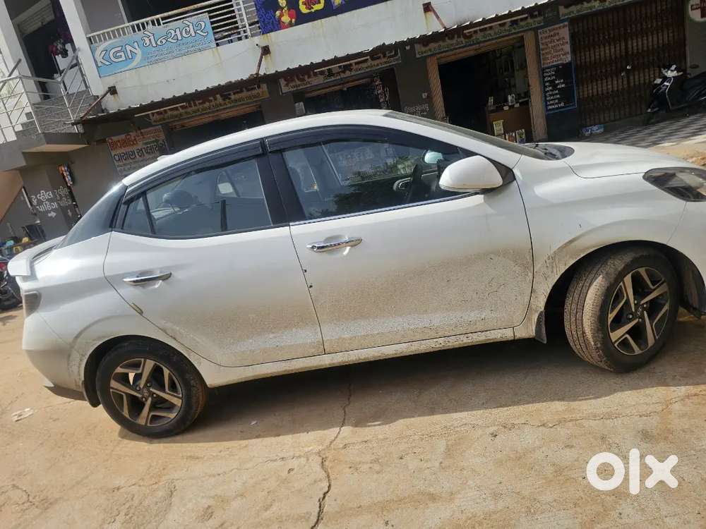 Hyundai Aura Sx 2023