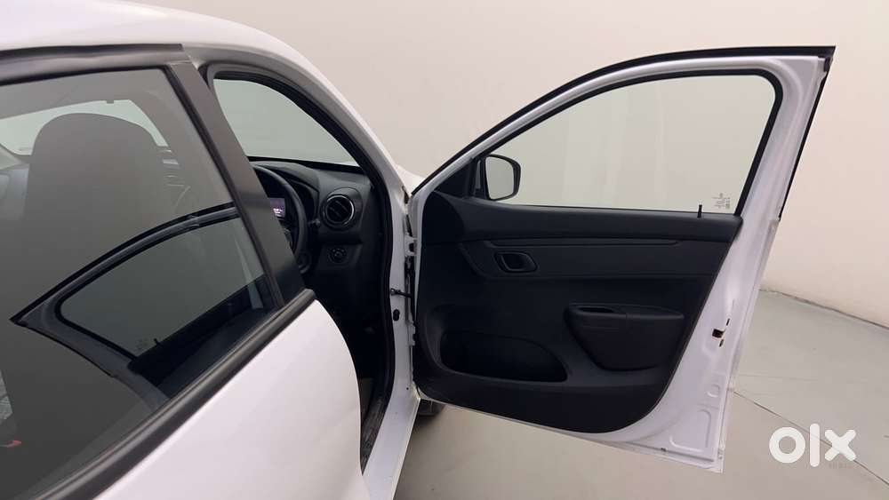 Renault Kwid 1.0 Rxt Amt, 2022, Petrol