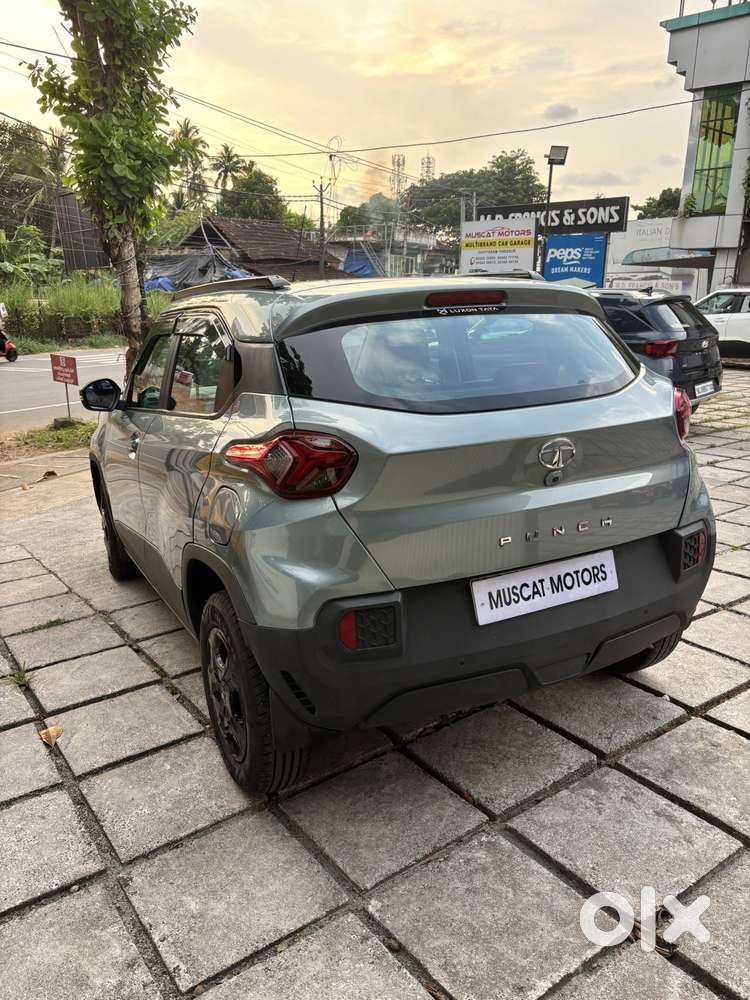Tata Punch Creative, 2022, Petrol