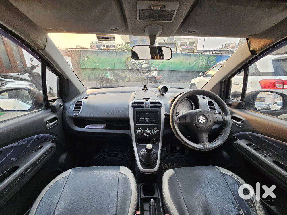 Maruti Suzuki Ritz Genus Vxi, 2010, Petrol