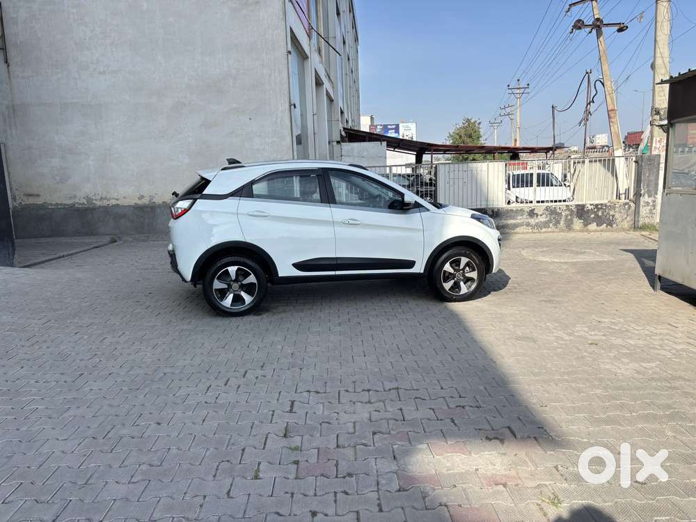 Tata Nexon 1.2 Revotron Xz Plus (o), 2019, Petrol