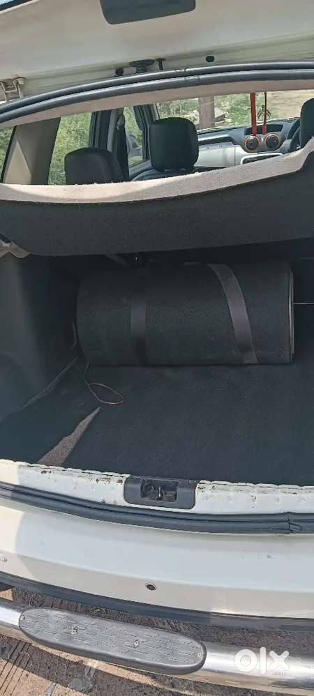 Excellent Condition No Any Work Required All Tyre New Amplifier Music.