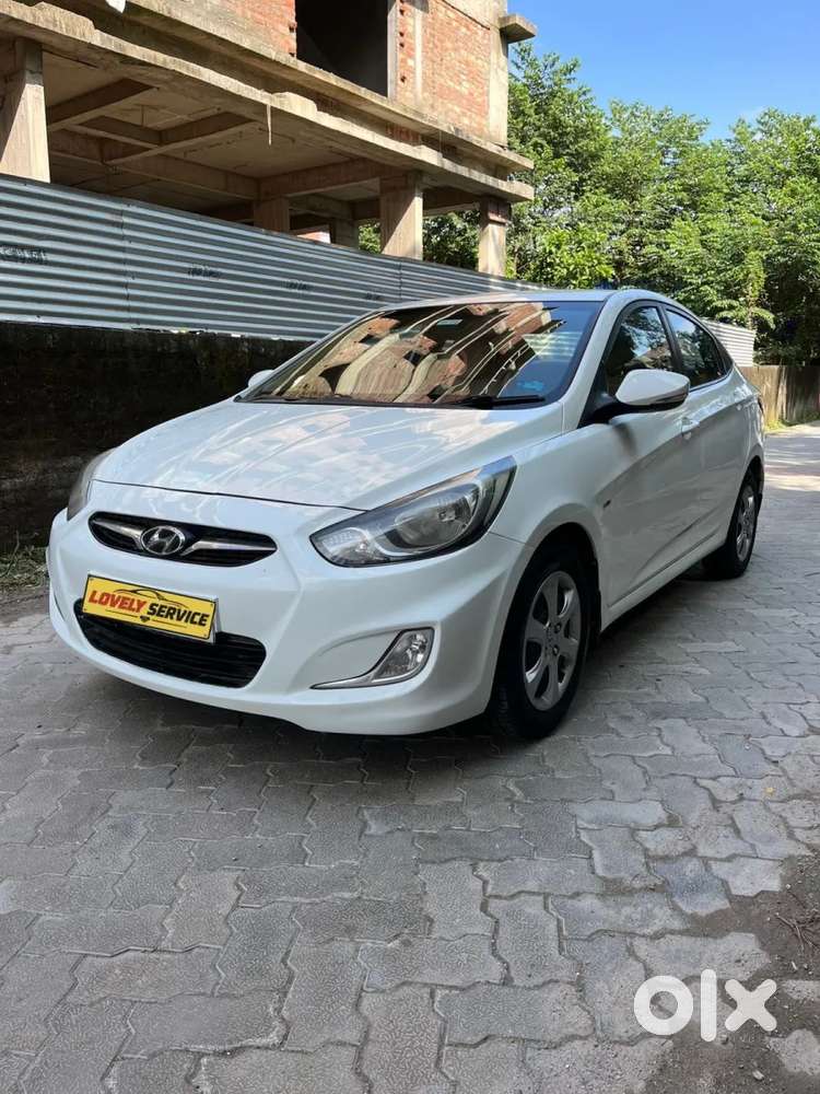 Hyundai Verna Vtvt 1.6 Sx, 2012, Petrol