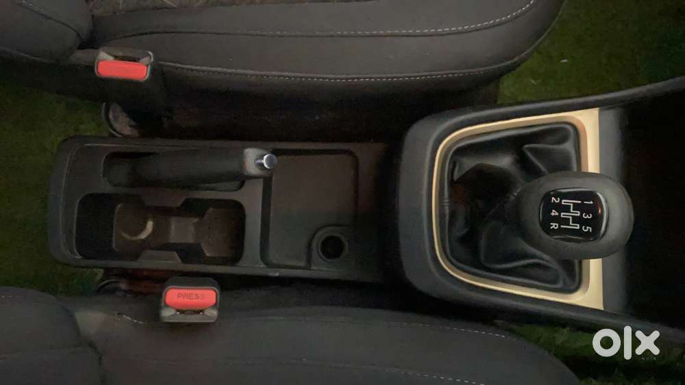 Tata Punch Camo Adventure Mt, 2022, Petrol