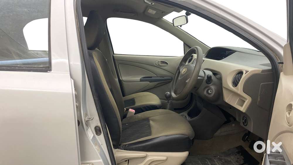 Toyota Etios Liva 2014-2016 G, 2015, Petrol