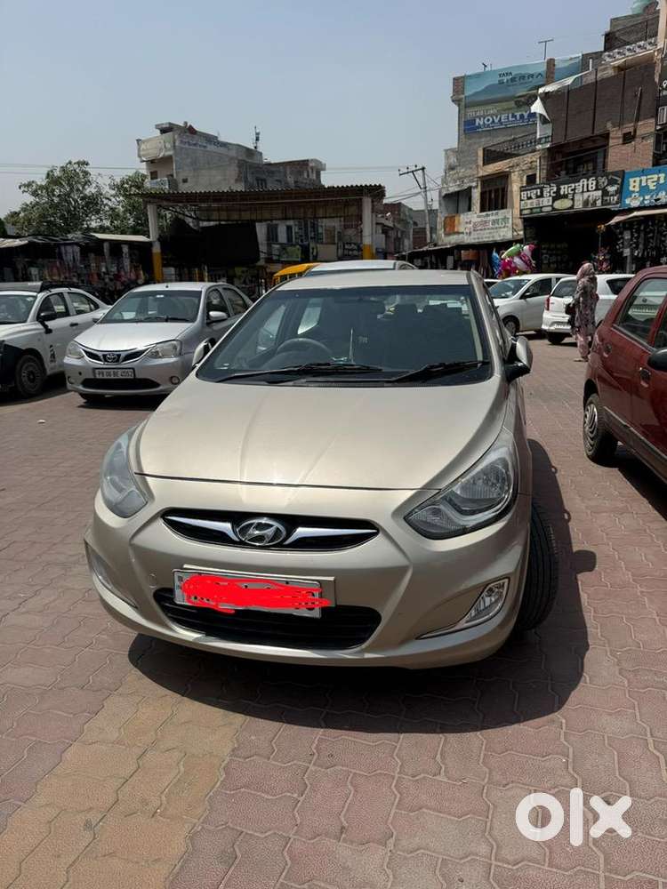 Hyundai Verna 2012 Diesel 80000 Km Driven
