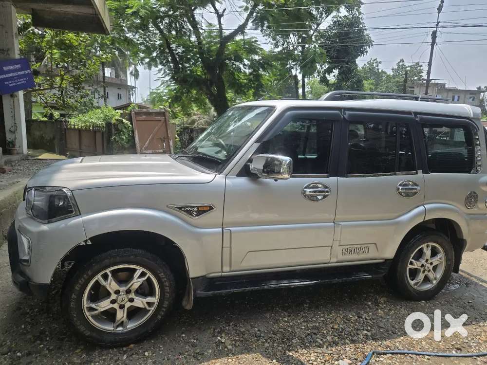 Mahindra Scorpio 2017 Diesel Well Maintained