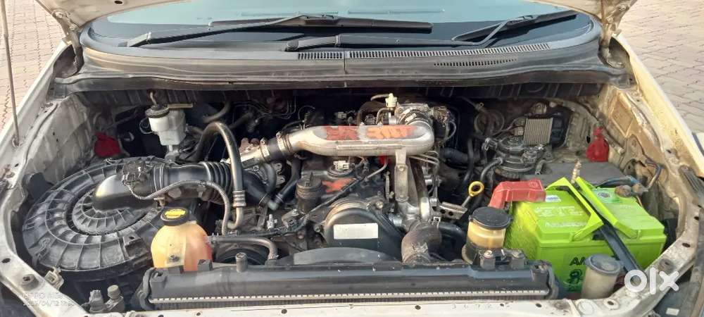 Toyota Innova 2011 Diesel Well Maintained