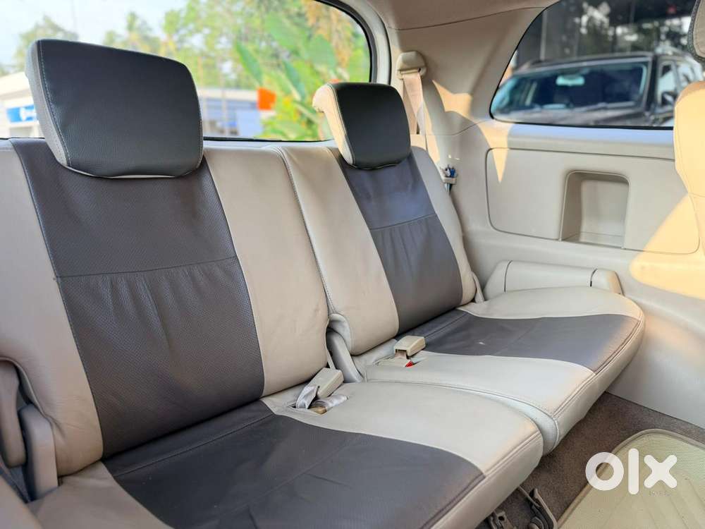 Toyota Innova 2.5 Zx 7 Str Bs-iv, 2013, Diesel