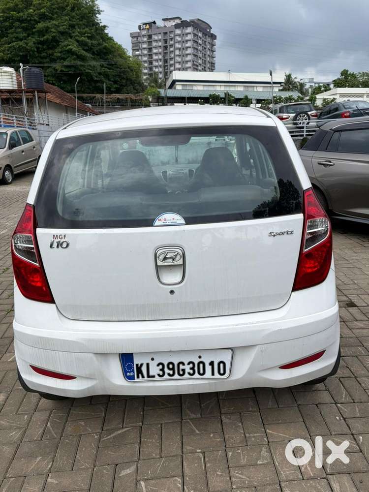 Hyundai I10 Sportz, 2014, Petrol