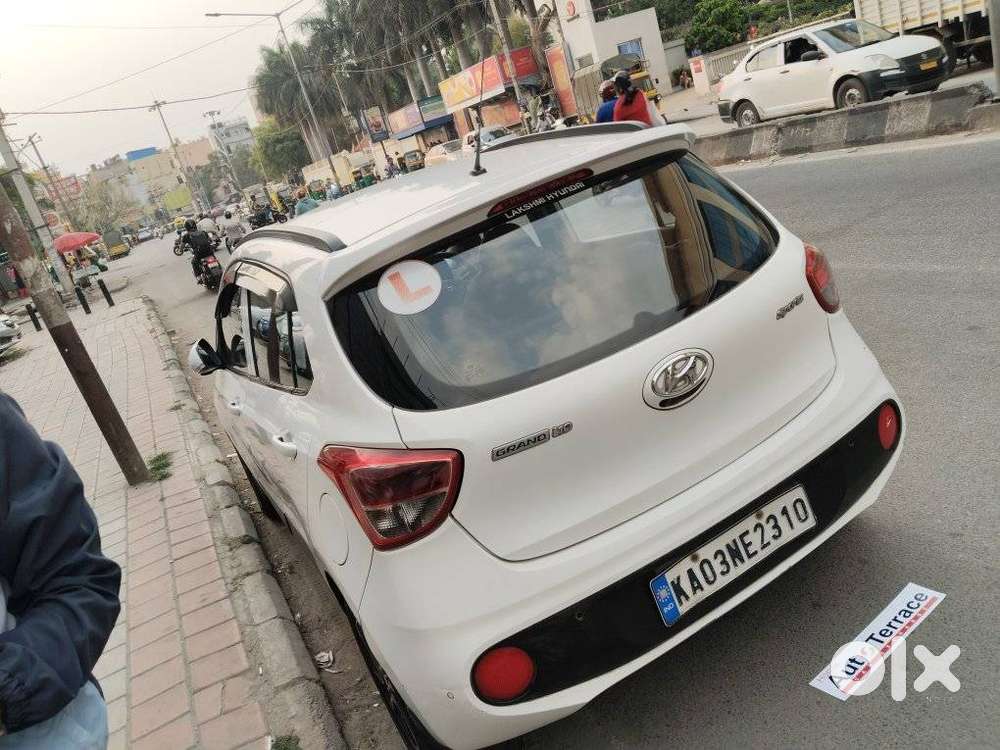 Hyundai Grand I10 1.2 Sportz At, 2018, Petrol