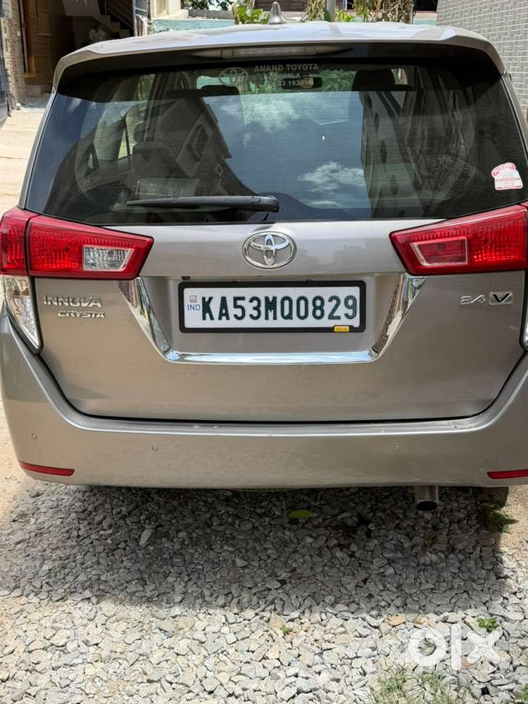Toyota Innova Crysta 2019