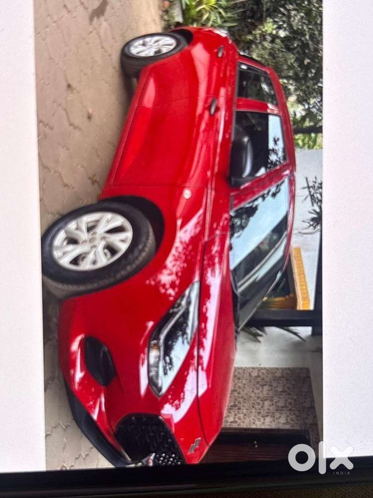 Maruti Suzuki Swift 2025 Cng & Hybrids 8000 Km Driven