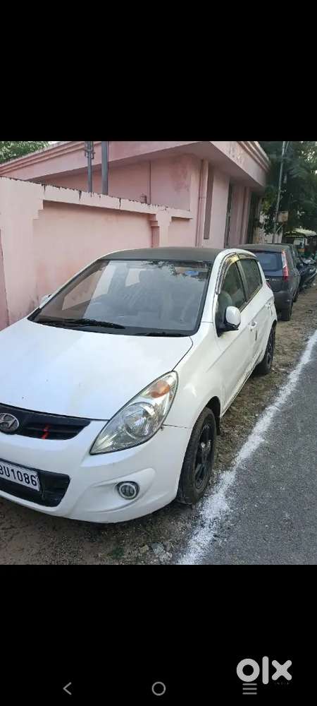 Hyundai I20 Sportz Petrol 2011 All Ok Gaadi Hh Koi Kami Ni Hh Gaadi Me