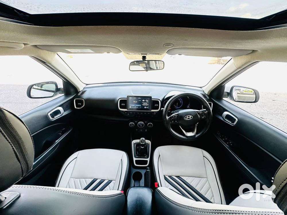 Hyundai Venue Sx Turbo, 2019, Cng & Hybrids
