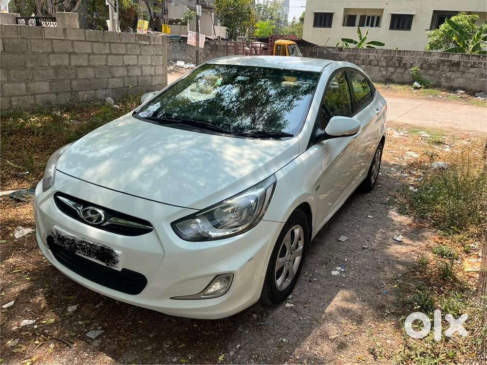 Hyundai Verna 2012